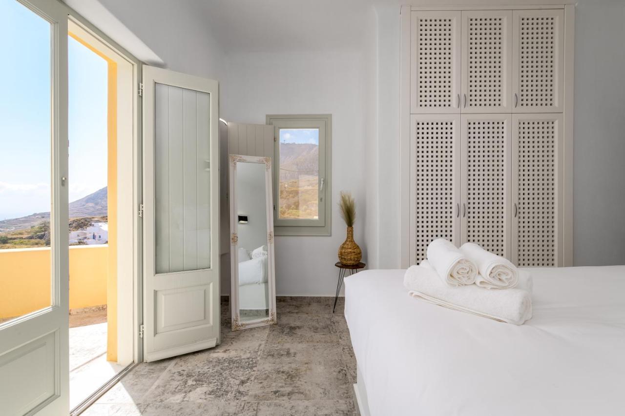 Geminos Complex Villas Kamari  Exterior photo